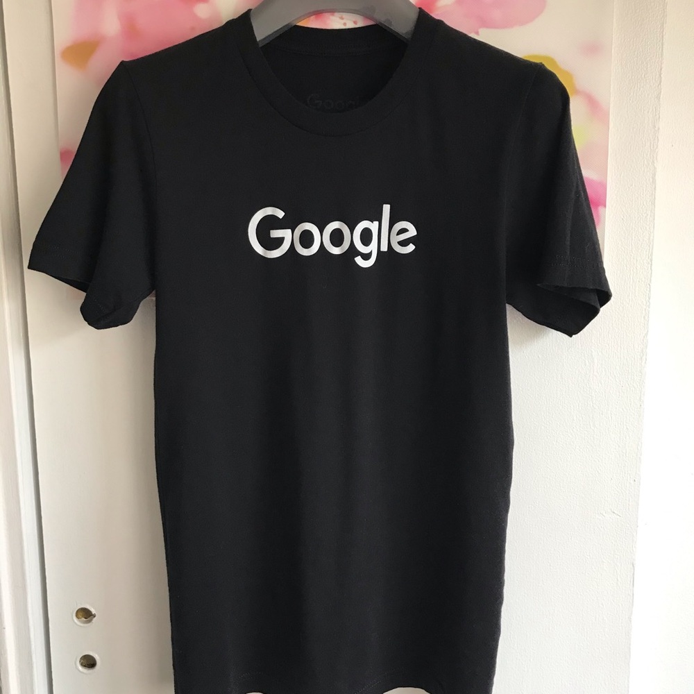 Google black basic tee XS